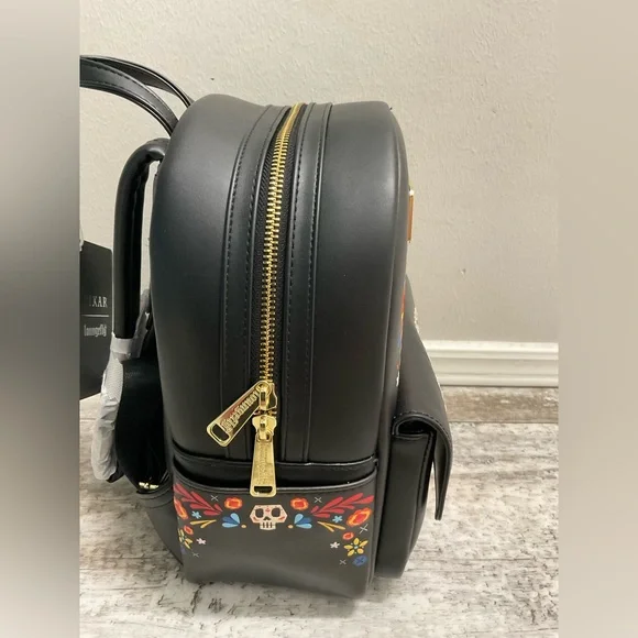 NWT Loungefly coco floral backpack and wallet in set - Picture 4 of 8